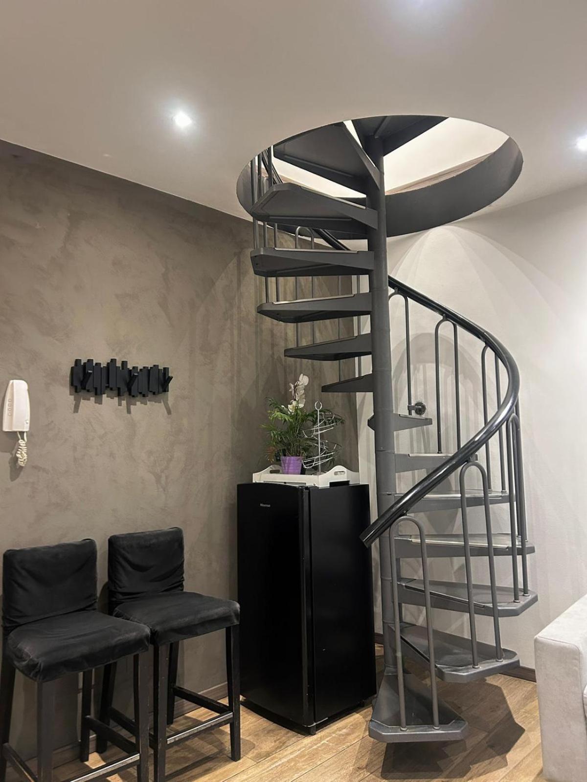 Leonardo Duplex Apartment Милан Экстерьер фото